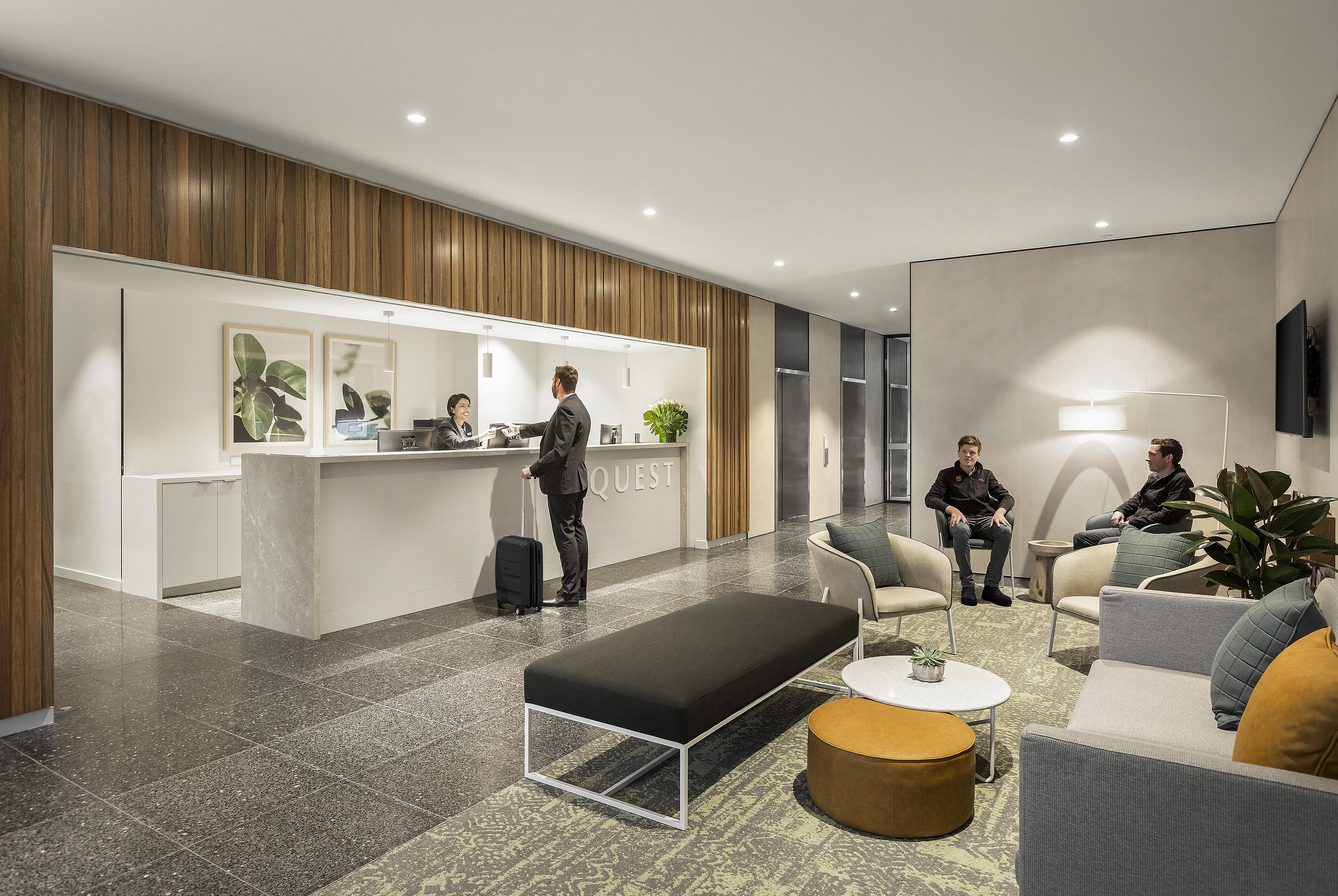 Aparthotel Quest